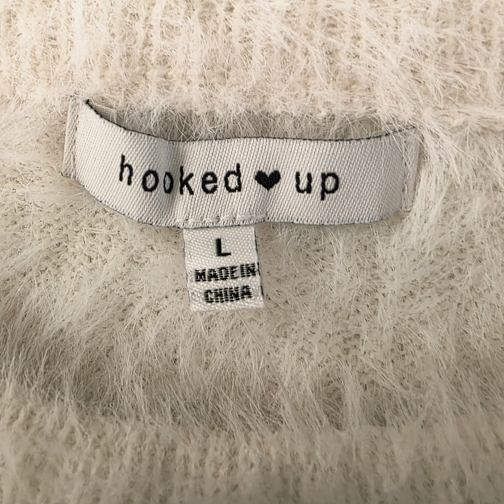 Hooked Up by IOT Print Eyelash Crewneck Sweater L - Picture 7 of 11